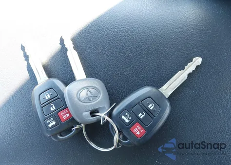 2012 Toyota Camry Se z USA, uszkodzony, nr VIN 4T1BF1FK1CU098700